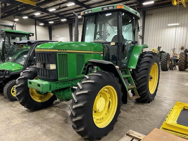 1996 John Deere 7400 Image