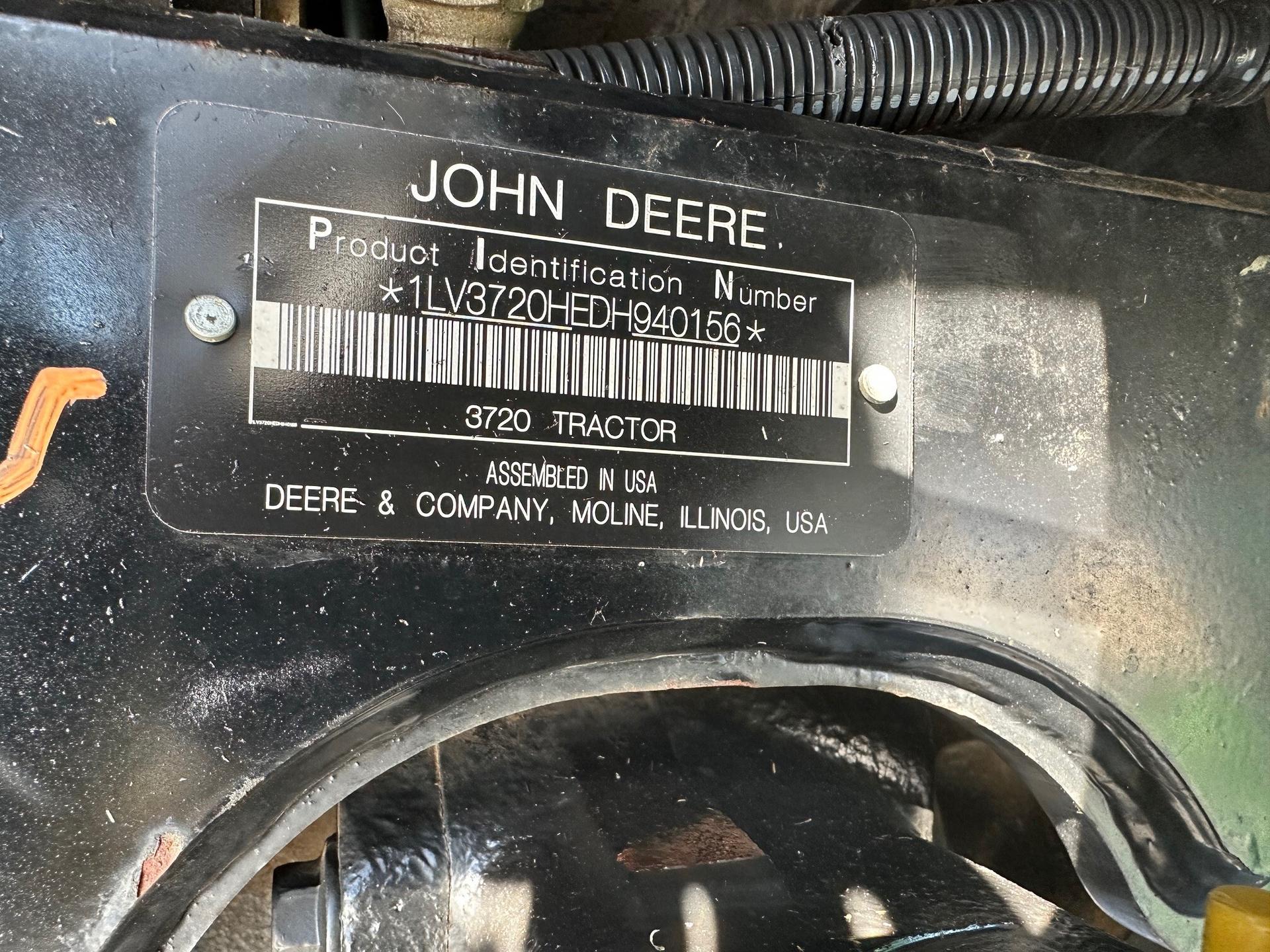 2013 John Deere 3720 Image