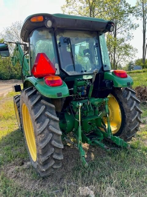 2014 John Deere 5100M