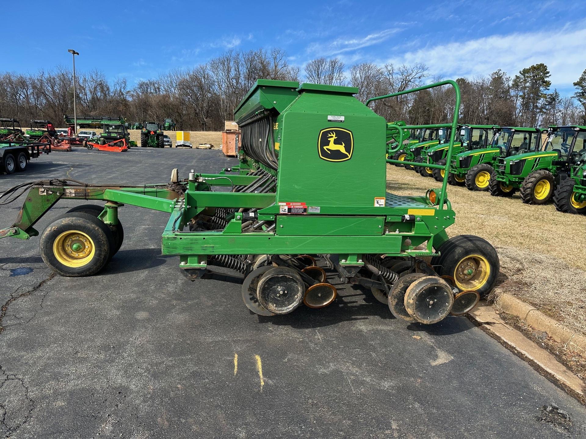 2013 John Deere 1590 Image