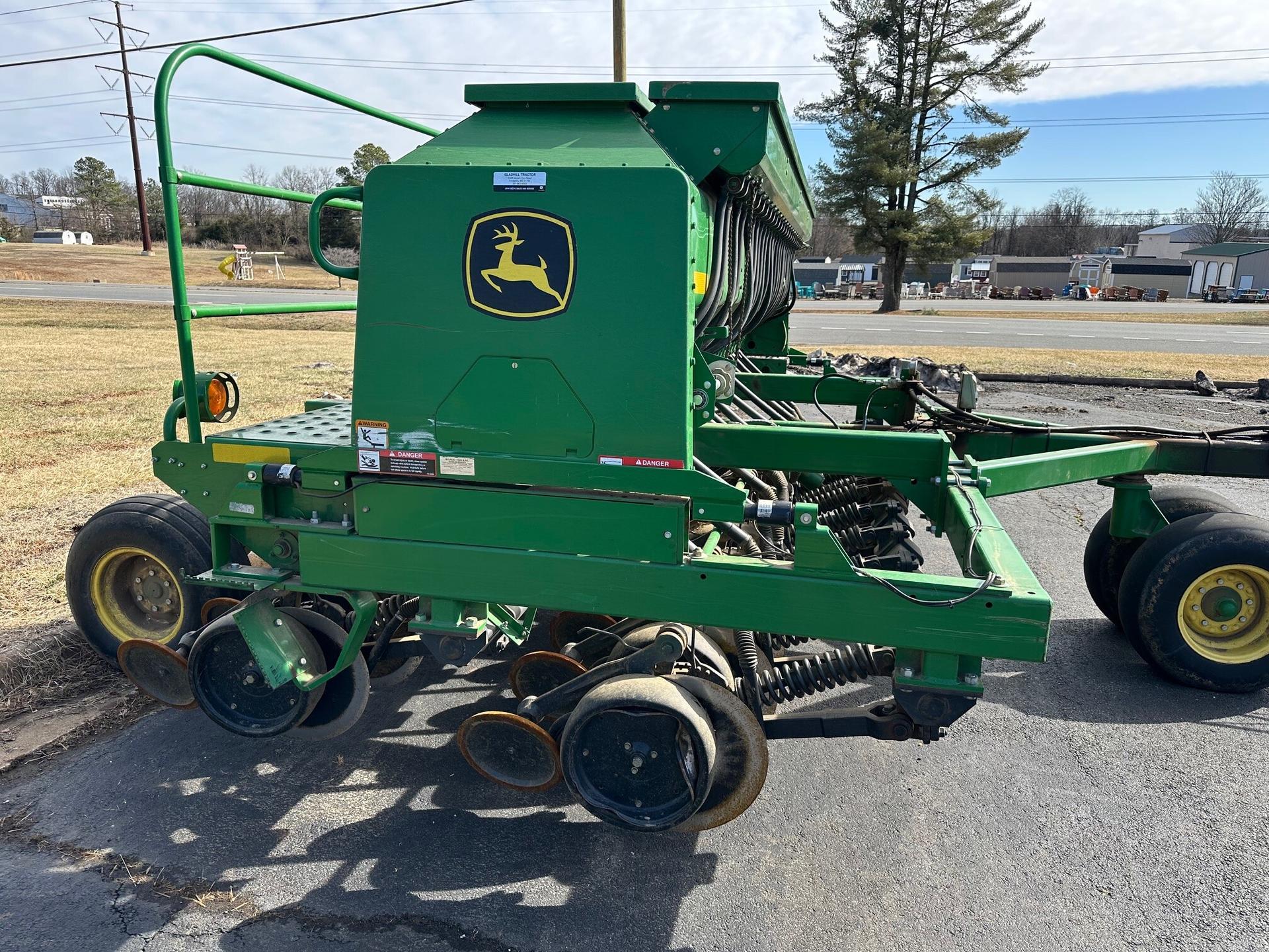 2013 John Deere 1590 Image