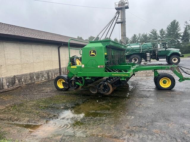 2019 John Deere 1590