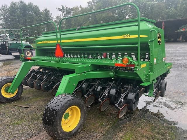 2019 John Deere 1590