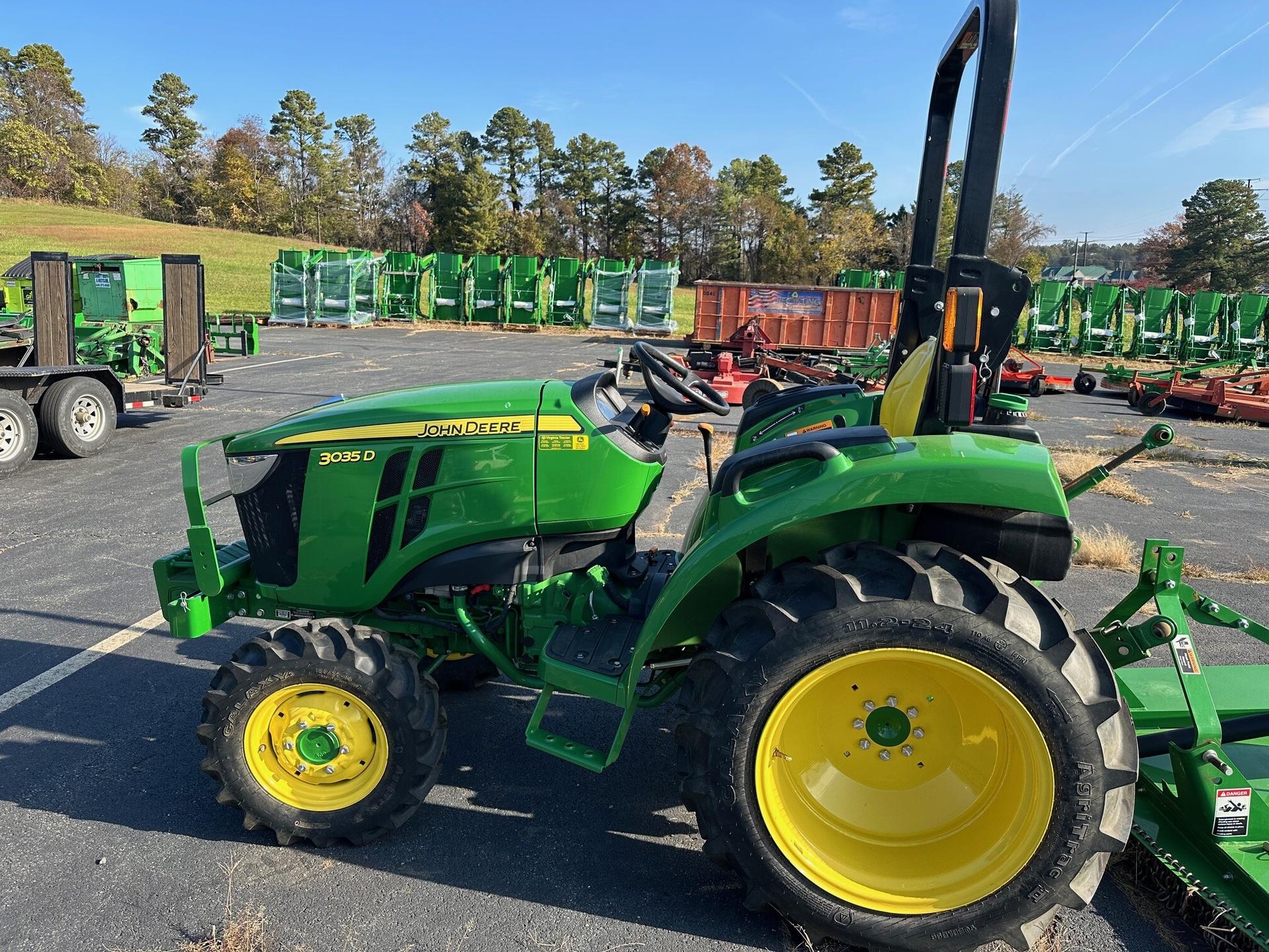 2019 John Deere 3035D