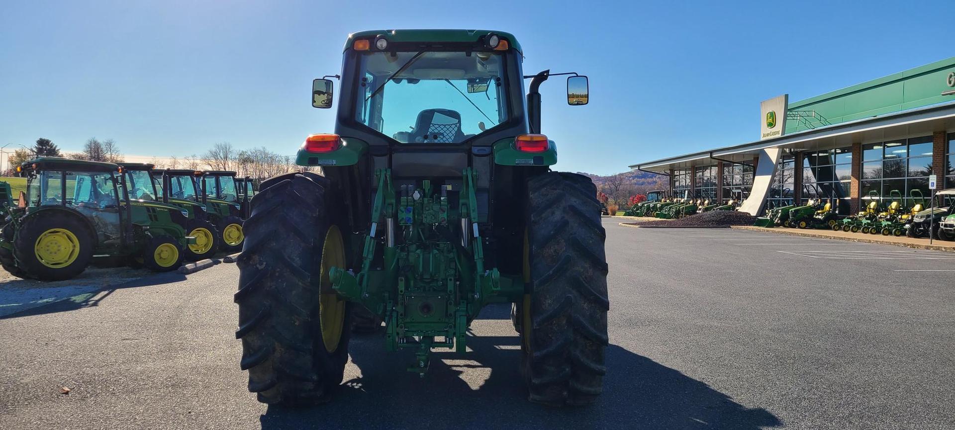 2018 John Deere 6155M Image