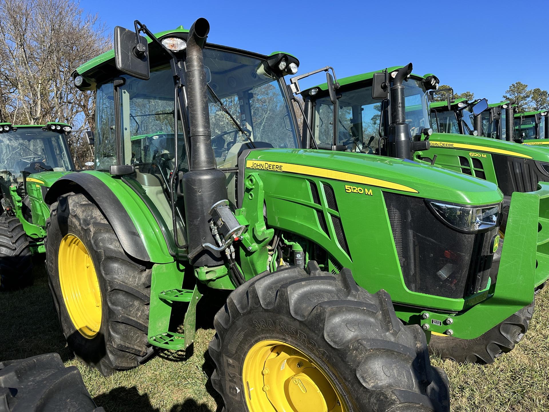 2023 John Deere 5120M