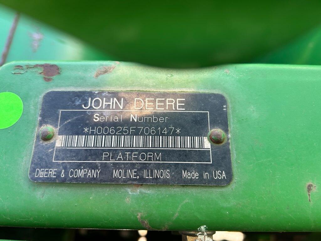 2004 John Deere 625F Image