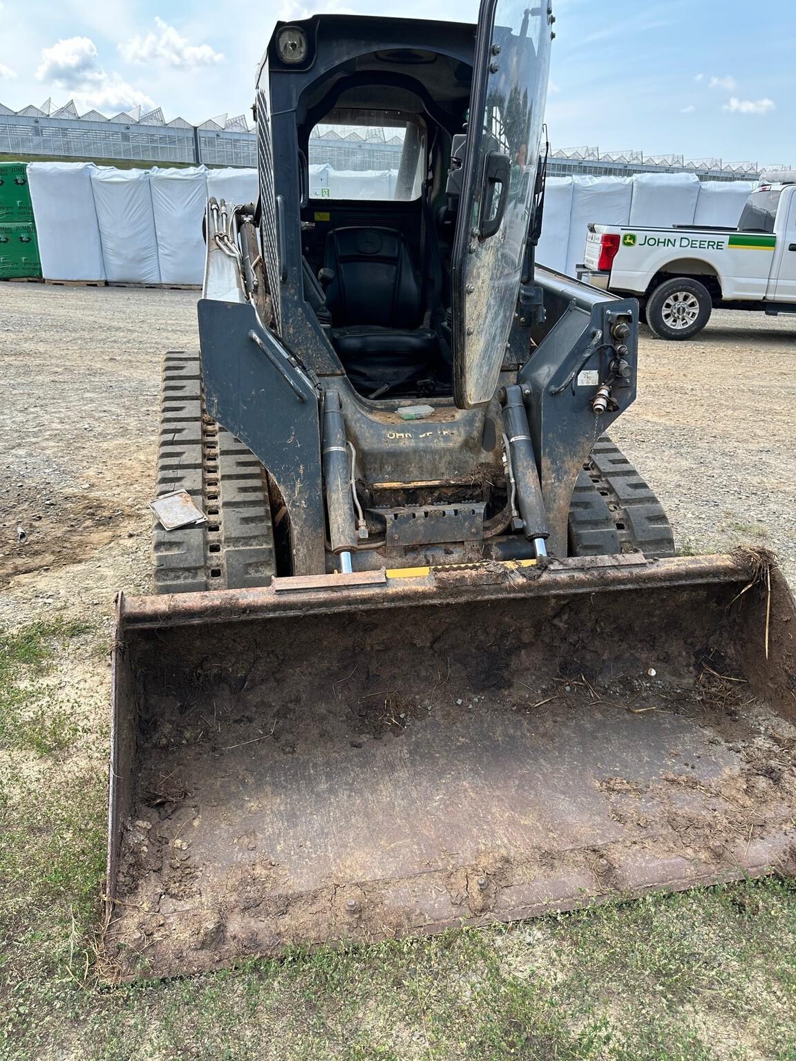 2015 John Deere 323E