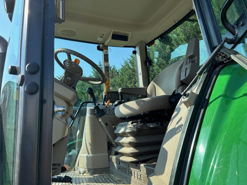 2019 John Deere 6155M