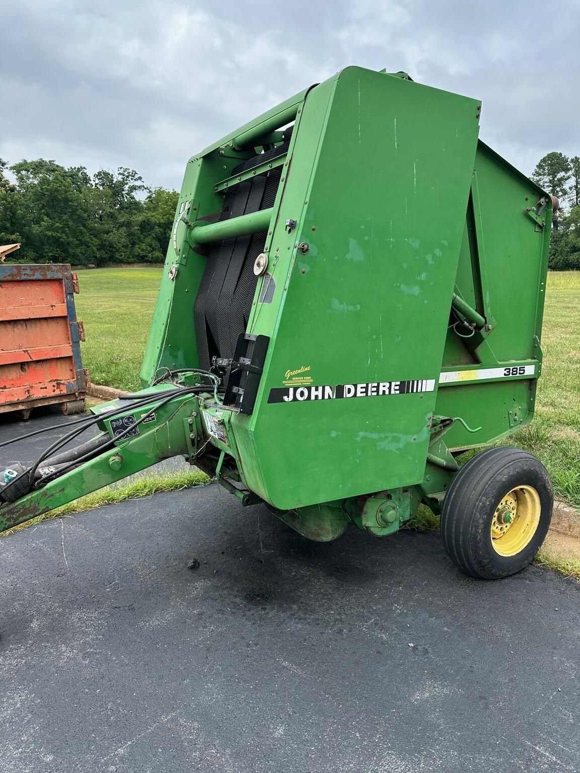 1994 John Deere 385