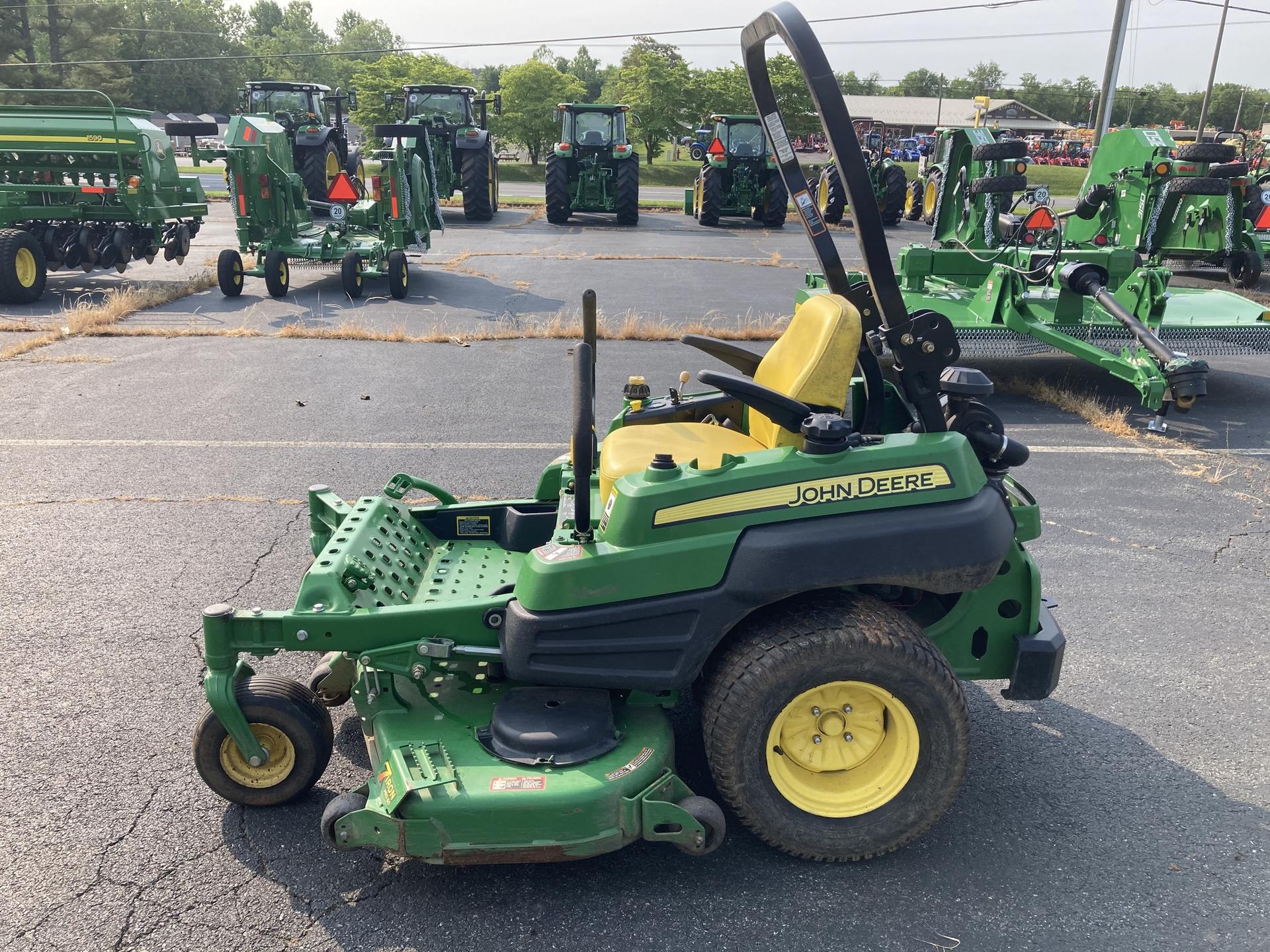 2012 John Deere Z925A