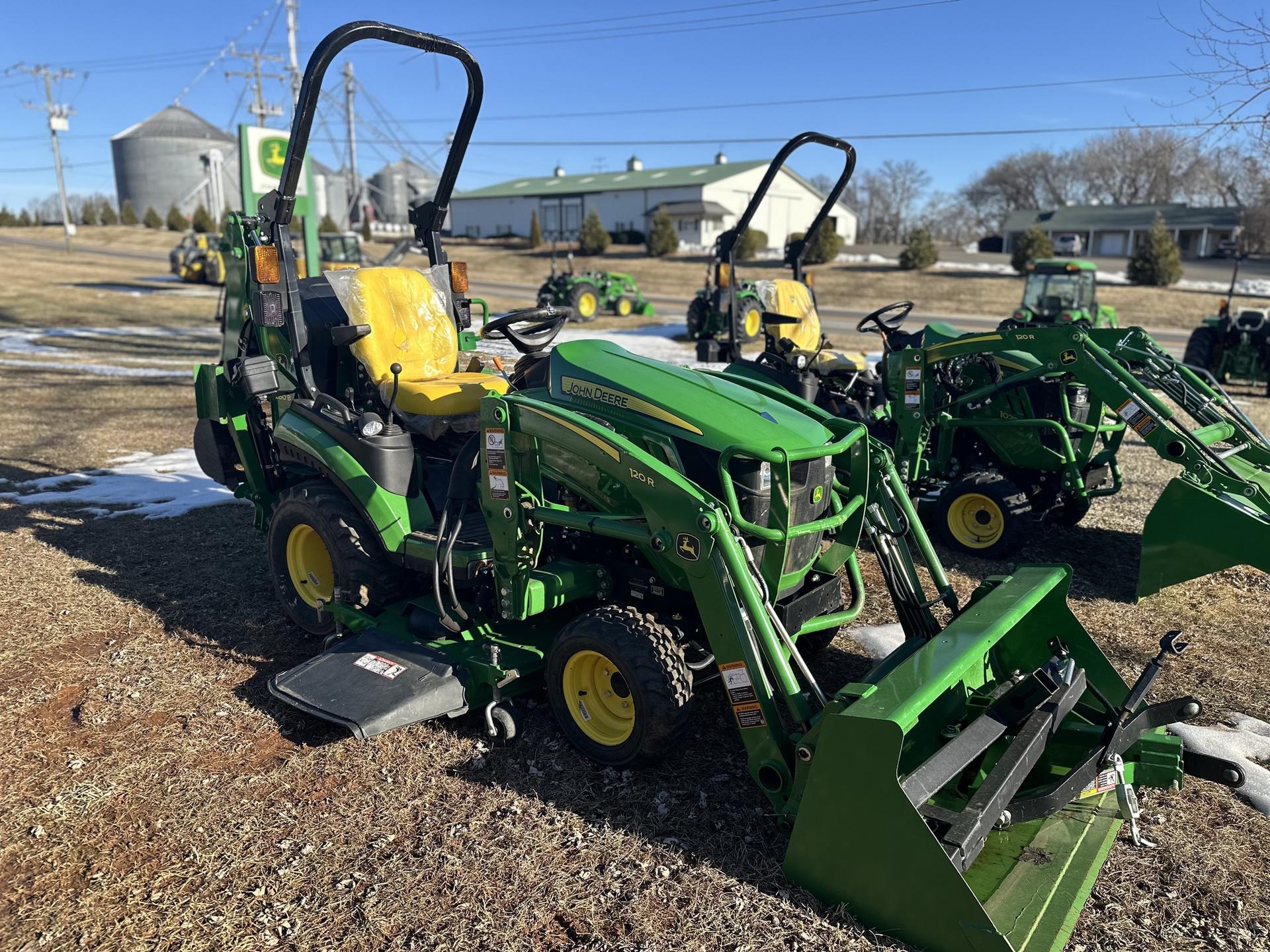 2019 John Deere 1025R Image