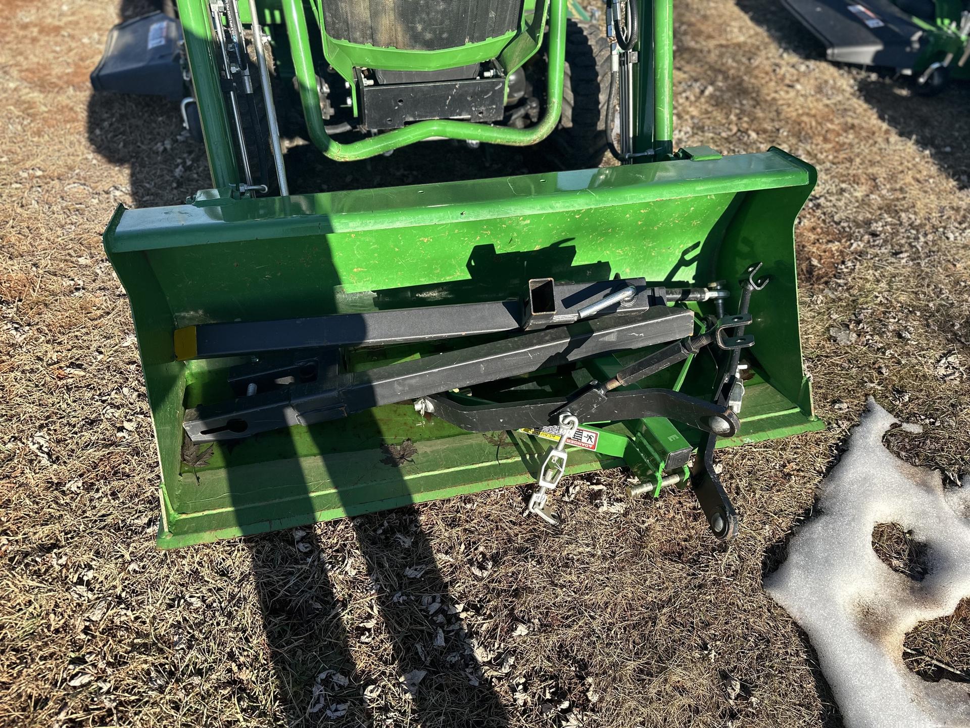 2019 John Deere 1025R Image