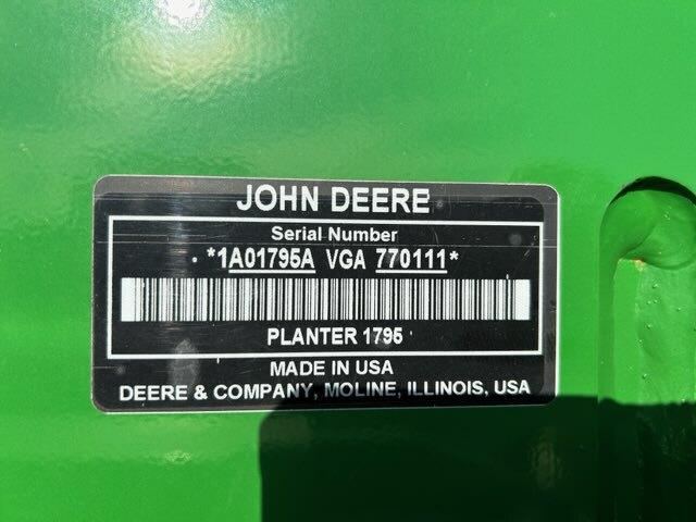 2016 John Deere 1795