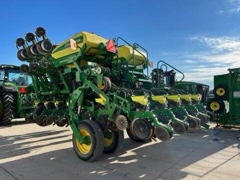 2016 John Deere 1795