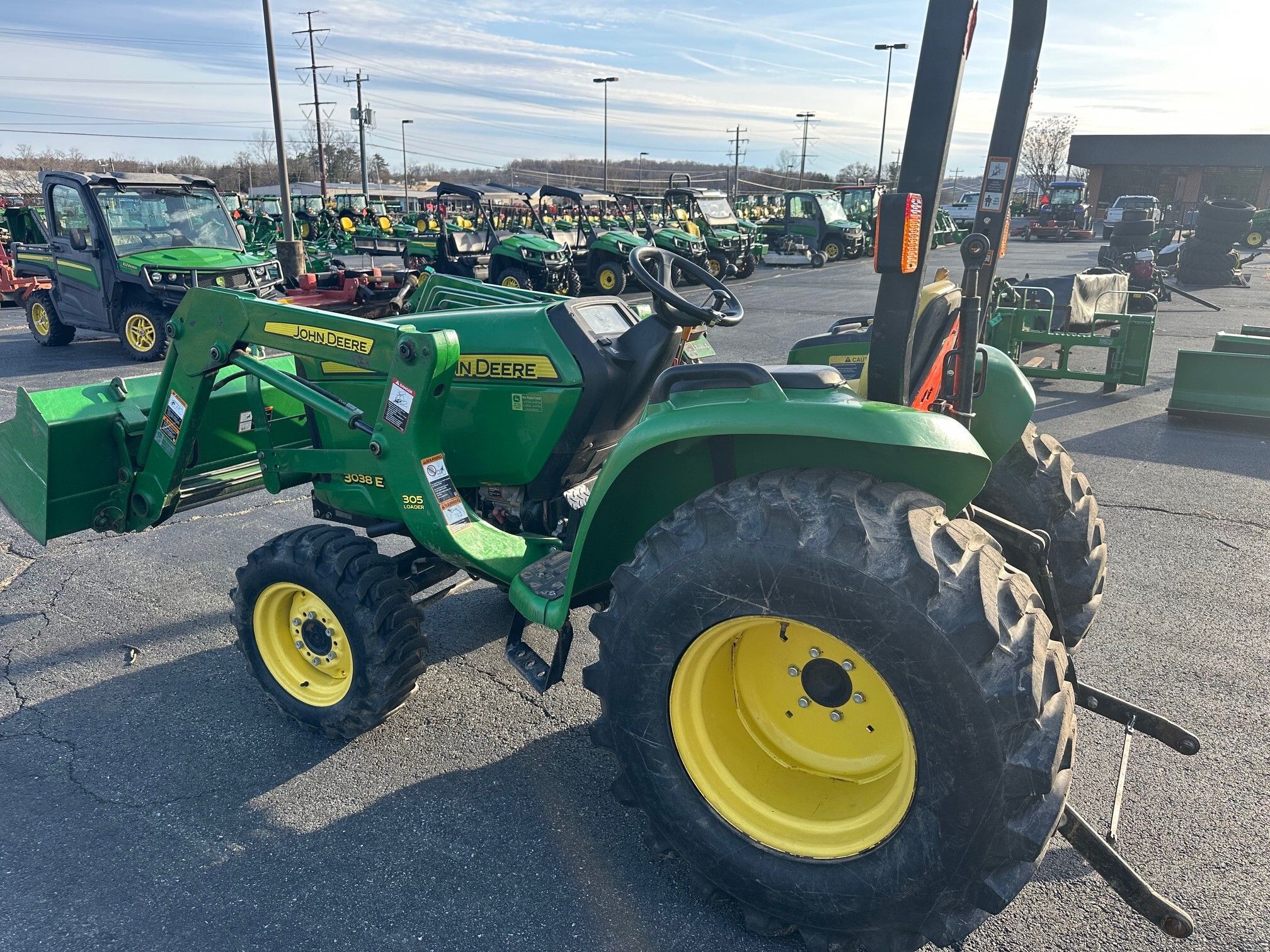 2014 John Deere 3038E Image