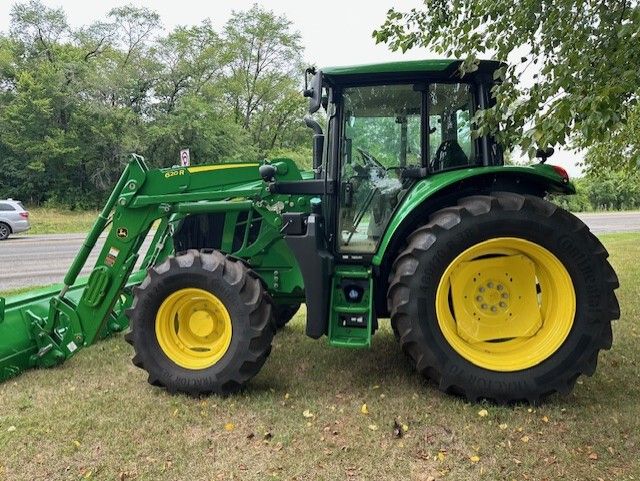 2022 John Deere 6120M