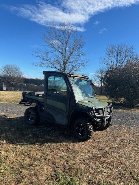 2018 John Deere XUV 835M Image