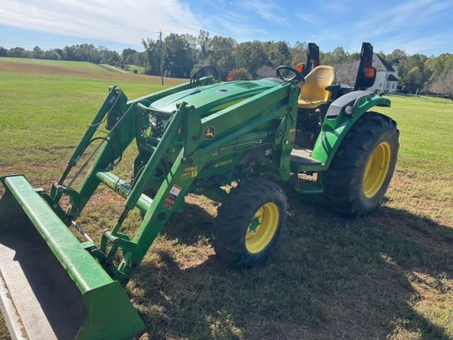 2015 John Deere 4066R Image