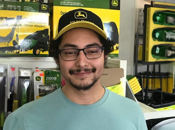 VAT-23-11-013728-01-Employee Photo SizingChristopher DeGrande Chris Degrande